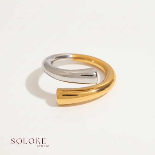 Eclipse Duo Ring – dual tone gold and silver ring by Soloke Studio