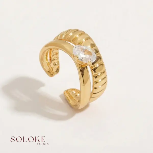 Column Crystal Ring