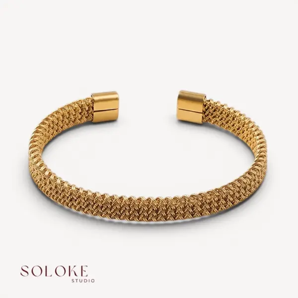 Nomad Twist Bangle