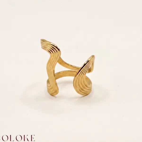 Fluid Golden Ring